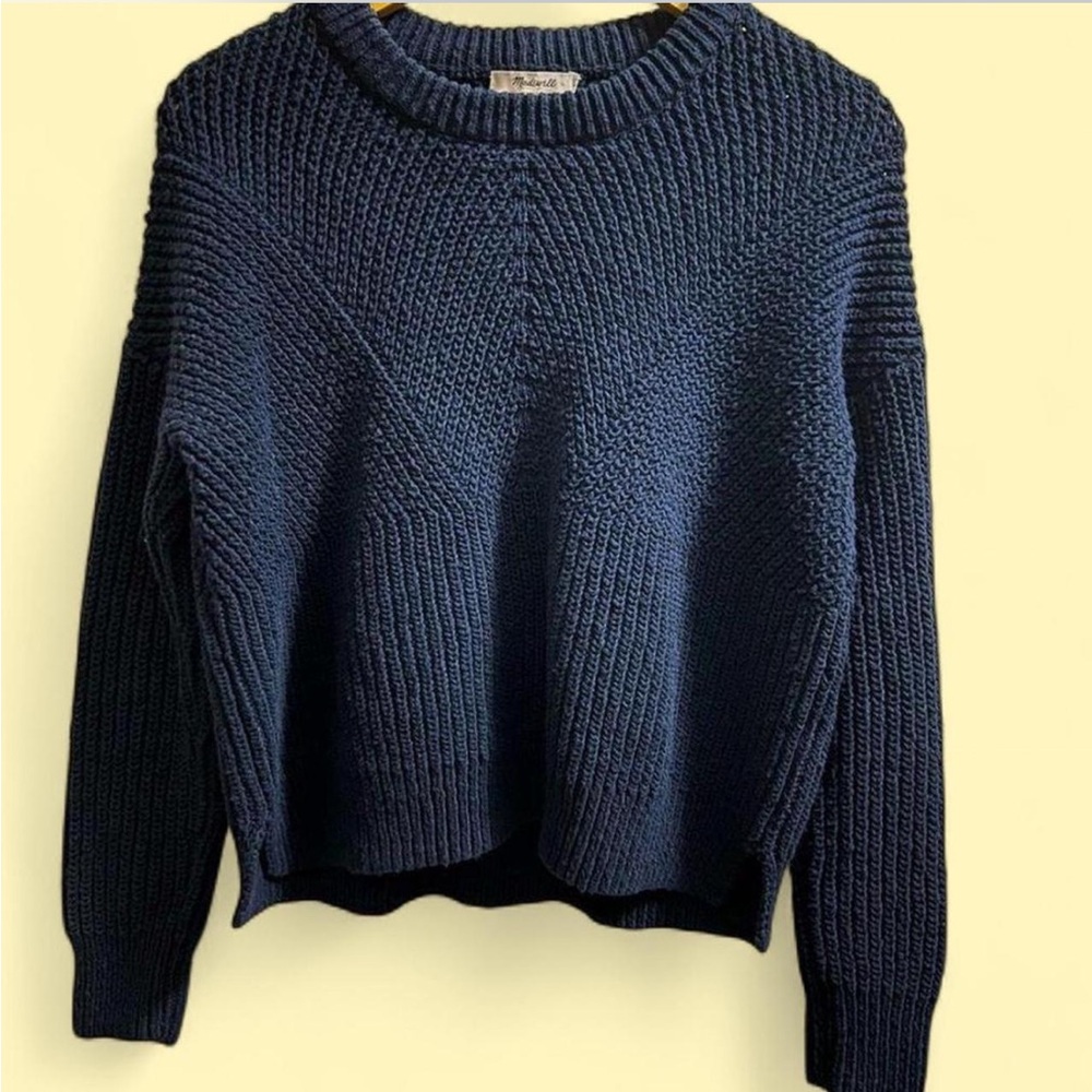 NWOT Madewell navy chunky diagonal knit 100% cotton sweater in size XS.